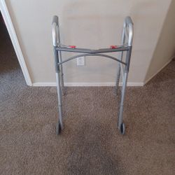  FOLDING WALKER ( DRIVE )