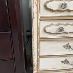 Dresser/desk