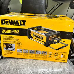DEWALT 2600 PS| 1.1 GPM Cold Water Electric Pressure Washer