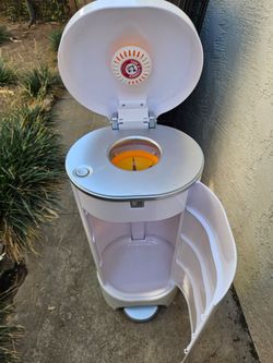 Step Diaper Pail