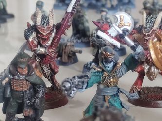Over 150 Painted Warhammer 40K Miniatures Mixed Lot