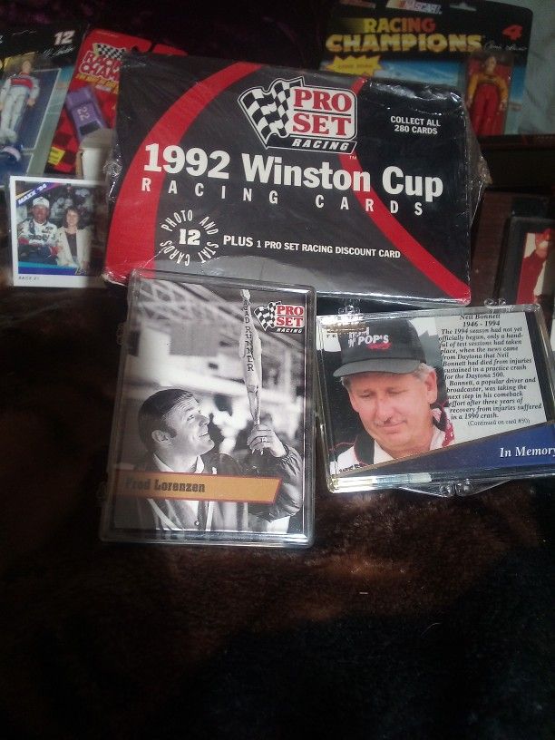 Memory NASCAR  Racers Collectibles,Cards,Figures,Cars,Pro Set Cards,Cars And Much More.