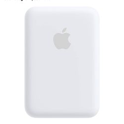 Apple MagSafe Battery Pack - Portable Charger with Fast Charging Capability, Power Bank Compatible with iPhone