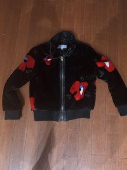 Marc New York black faux fur bomber jacket with poppy design. Size L 