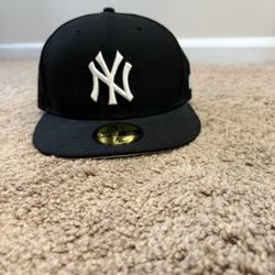 Yankees Fitted Hat Size 7 1/2
