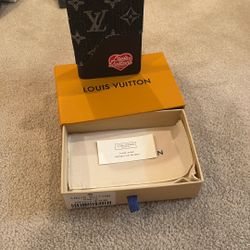 Louis Vuitton Wallet With Box