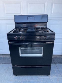 Gas Frigidaire Stove (Delivery)