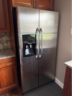 Frigidaire french door fridge