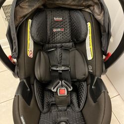 Britax Infant Car Seat + 2 Bases 