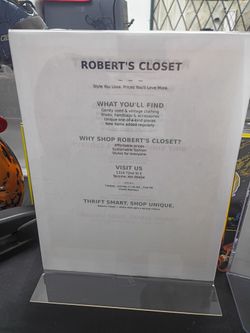 Robert's Closet 