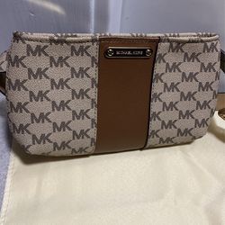 Michael Kors Belt Bag