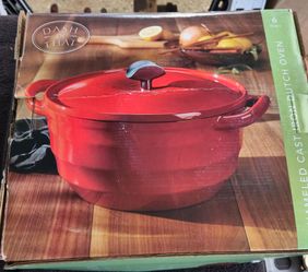 Red 6 quart Dutch Oven