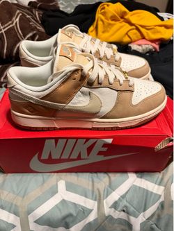 Nike dunk low Australia 11w/ size 9.5 men