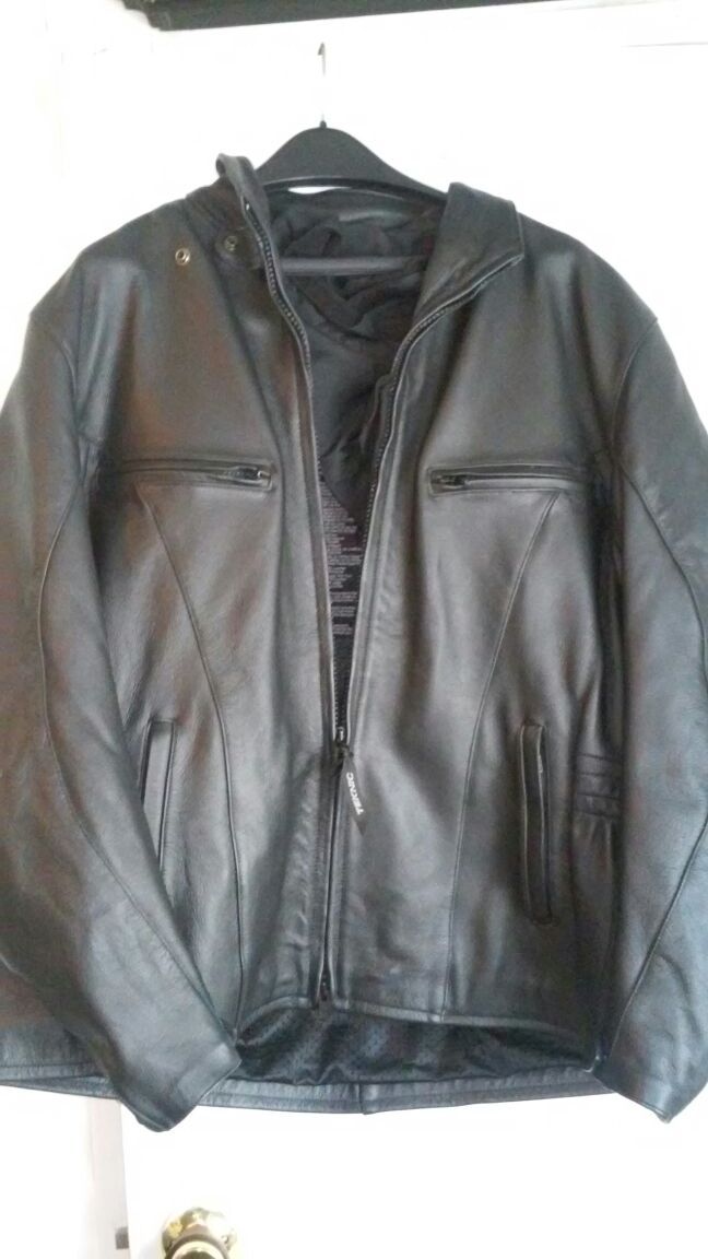 Motorcycle jacket