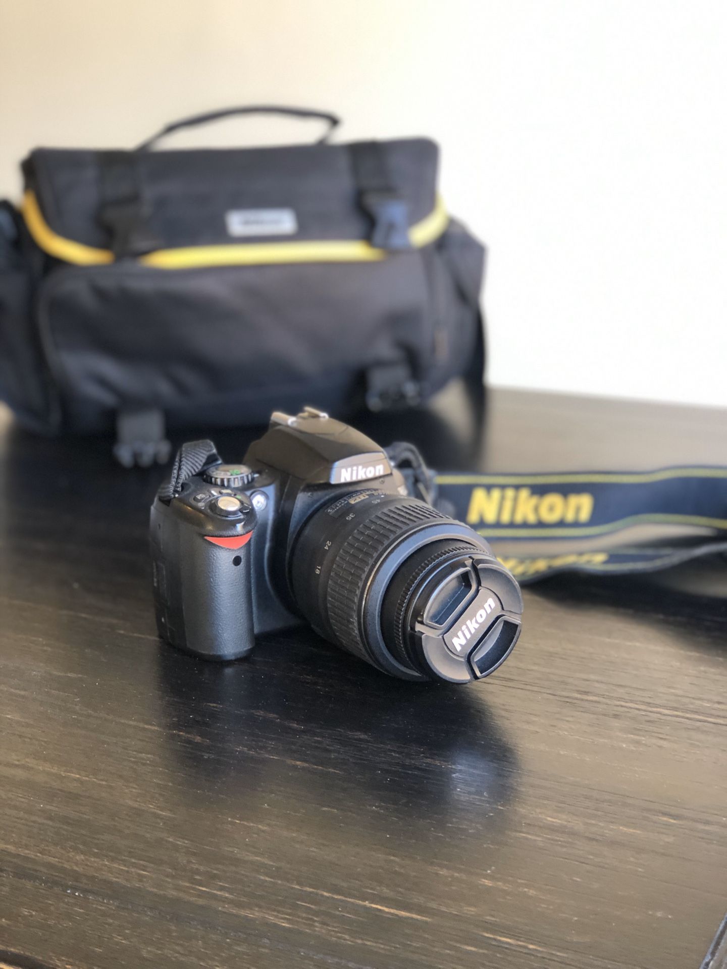 Like-new Nikon D40x SLR camera with digital field guide