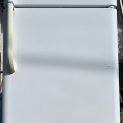 Working Refrigerator 