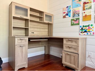 L-Shape Corner Computer Desk with Hutch