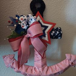 Anchor Wreath