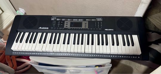 Alesis Melody 61 Keyboard piano with Stand and Bench