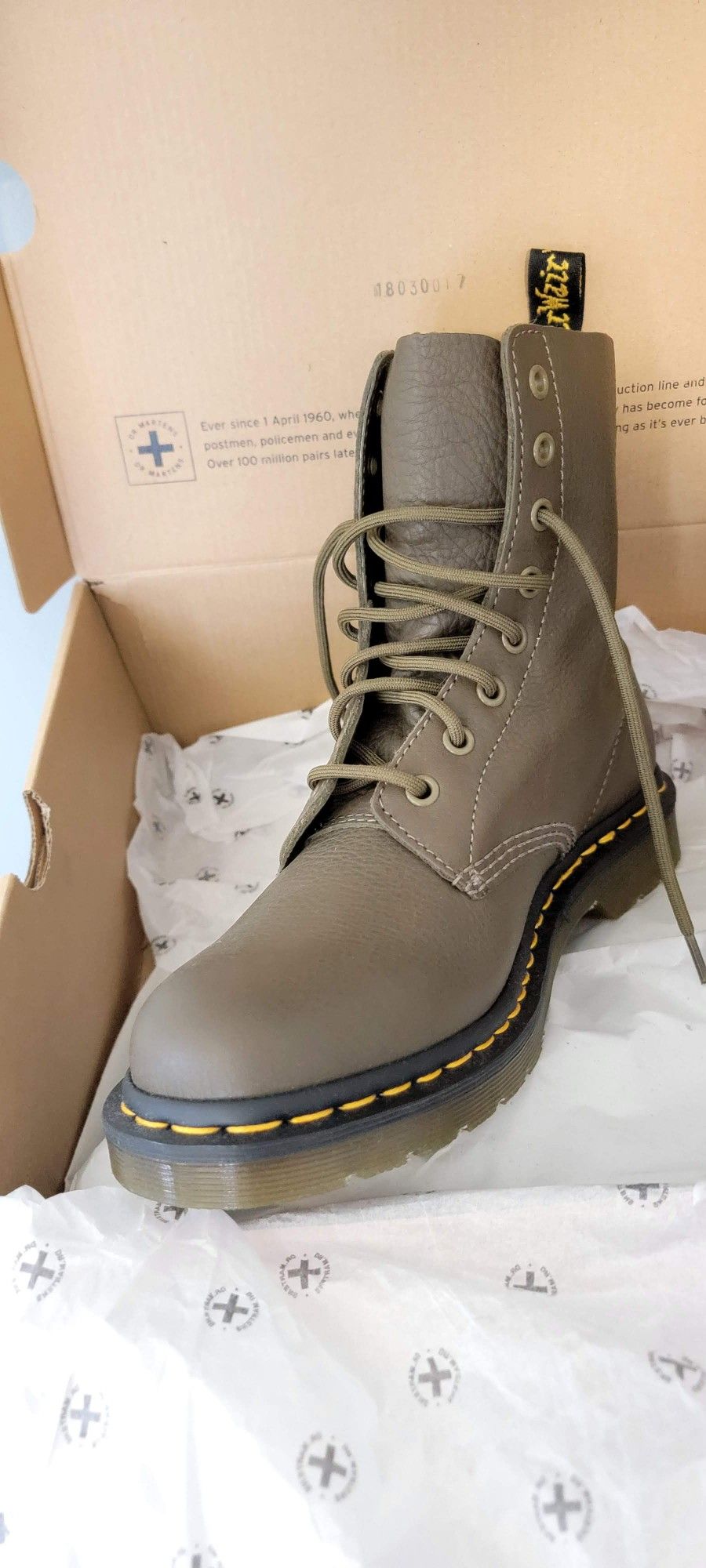 New Dr Martens Pascal Boot Size 10