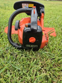 Echo Cs 271T 12 Inch small detail on the cover WORKING WELL $320 /trabajando Bien $320