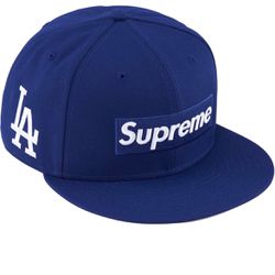 Supreme MLB Los Angeles Dodgers Box Logo New Era Size 7 1/4 NO TRADES