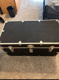 College Trunk
