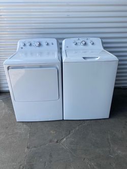 Matching GE washer and dryer set