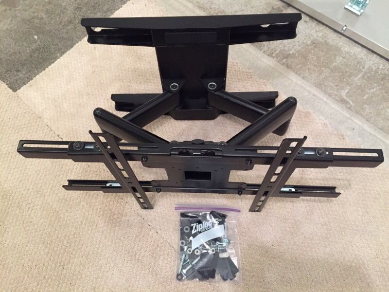 Sanus SLF1 TV Wall Mount
