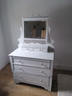 Vintage Dresser With Mirror
