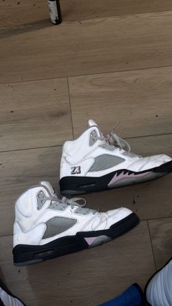 Jordan 5 medium soft pink