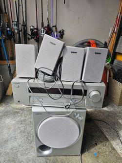 Sony home theater five speakers and subwoofer2
