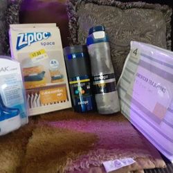 New )5Pice Random House Items Raleigh NC 