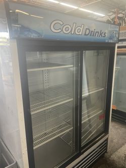 Merchandiser Refrigerator