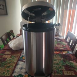 Trash container Stainless Steel.
