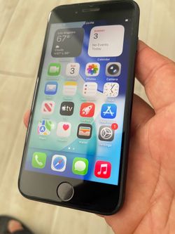 iPhone SE 64gb 2nd gen. Factory unlocked