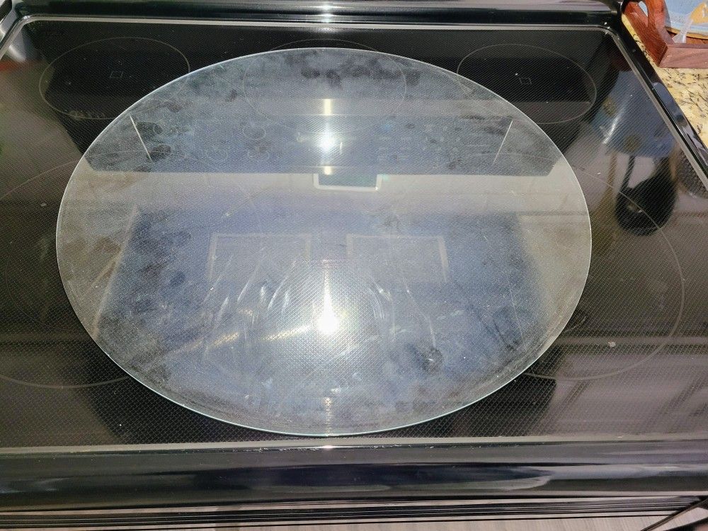 Glass. Clear Round 18" Dia X 1/8 " Perfect Circle