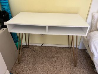 white desk with hairpin legs