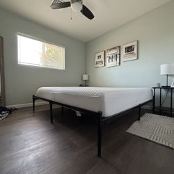 King Size Metal bed Frame w/outlets