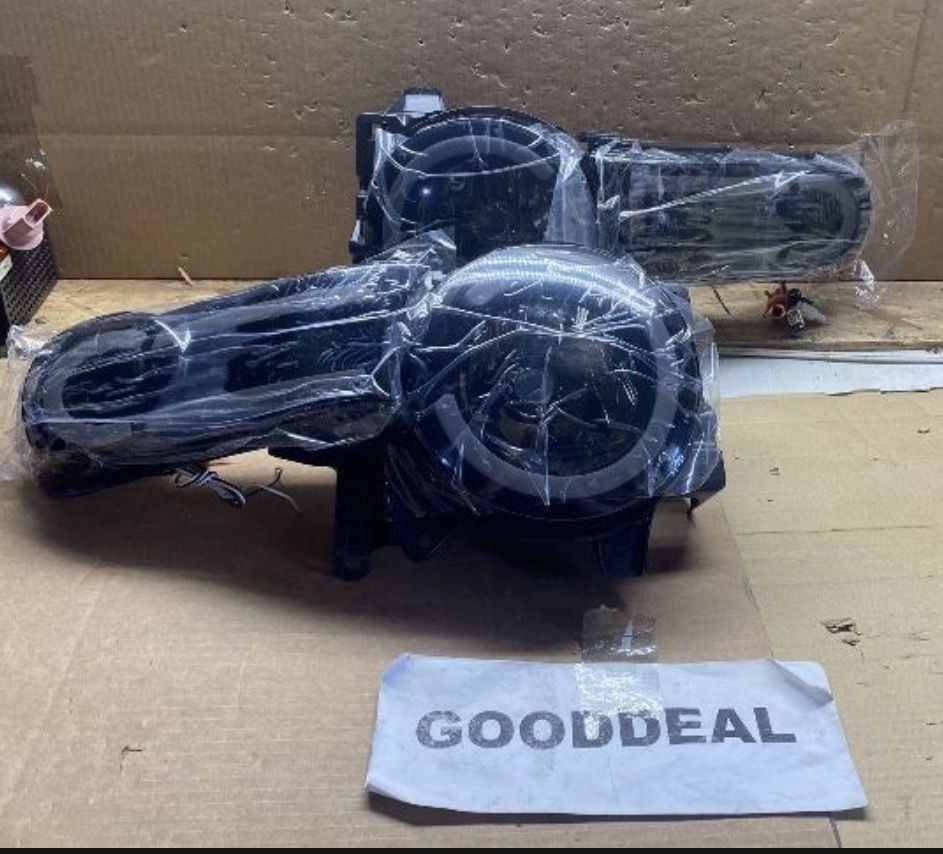 #75 Fit 07-14 Toyota FJ Cruiser Black Smoked Headlights With LED DRL + Sequential Turn Signal