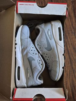 Kids Shoe Size 5.5 NIKE Air Max 90