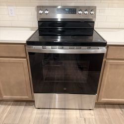 GE Electric Stove