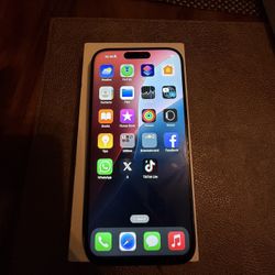 iPhone 16 Pro Max