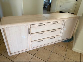 Dresser Free Pickup