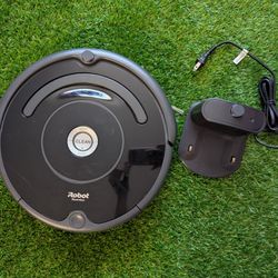 iRobot Roomba Robot Vacuum Wi-Fi Connectivity Self-Charging Used Tested Works