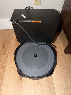iRobot Roomba j7 - Self Emptying Robot Vacuum