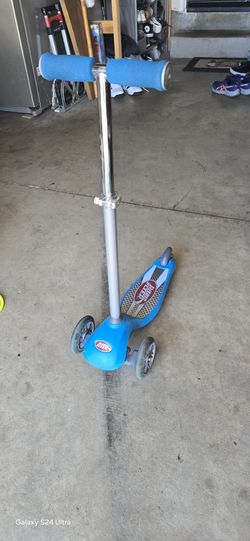 Radio Flyer Scooter