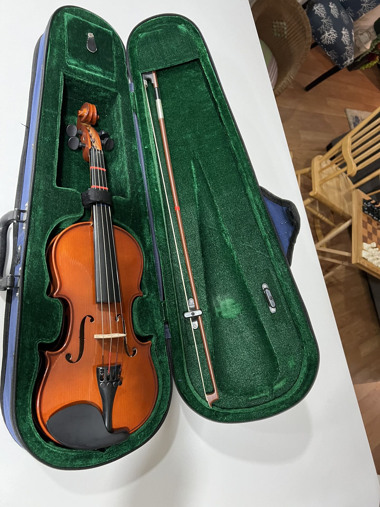 Vintage Harmonia Violin Bow Is In Great Condition This Violin Is In Excellent Shape 