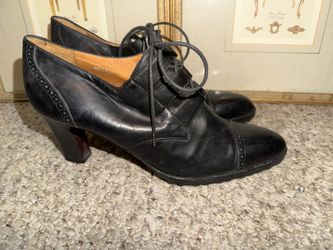 New VINTAGE Ladies size 9 Polo Ralph Lauren 2” lace up heeled boots DERBY SHOES 