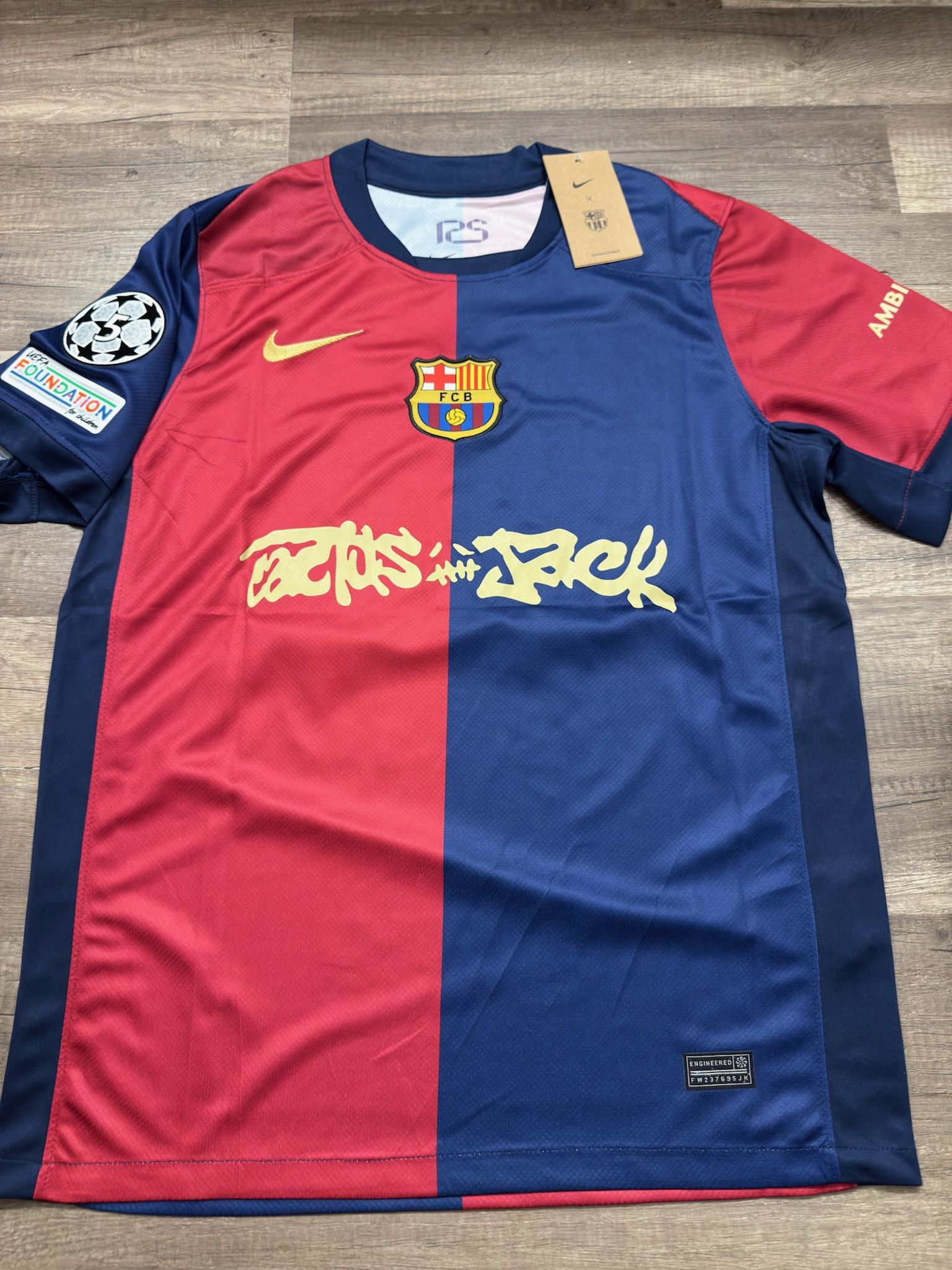 Barcelona Home Yamal Travis Versión Size Mediana